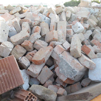 Containerdienst für Bauschutt verwendbar Höhl Containerdienst GmbH - Fliesen, Keramik, Beton, Naturstein, Naturschiefer, Waschkeramik, Ziegelstein, Poroton zur Entsorgung.